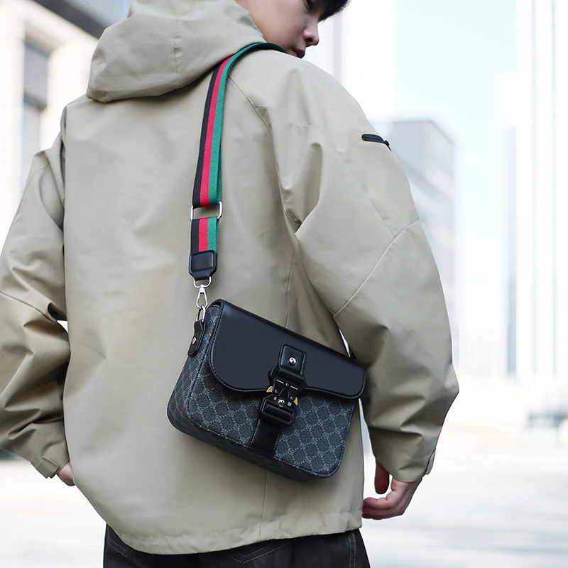 Fashionable Jacquard Pattern Men's Crossbody Bag High-End Casual Shoulder Bag for Commuting Business Waterproof Daily Sling Bag